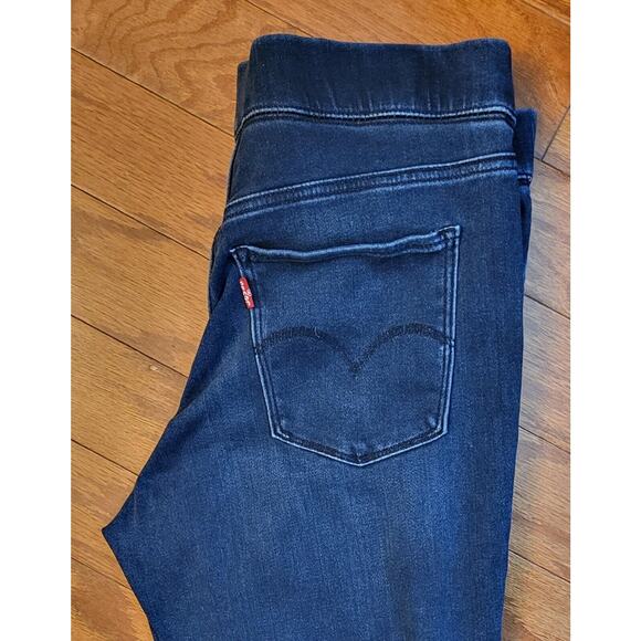 Levi's Strauss Womens Mid Rise Shaping Skinny Leg Jeans Size 30 - Picture 13 of 14